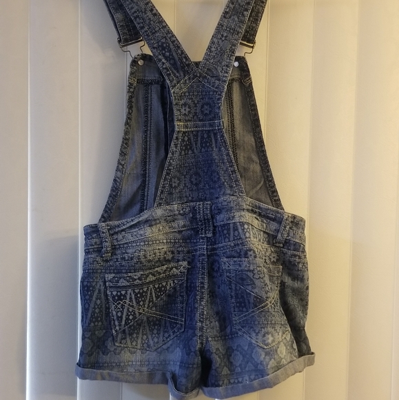 Overalls - Picture 2 of 5
